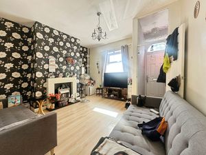 Living Room - click for photo gallery